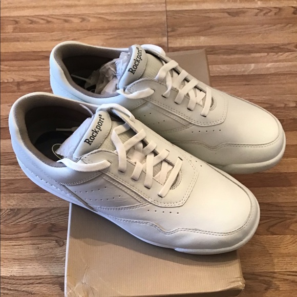 rockport walking shoes